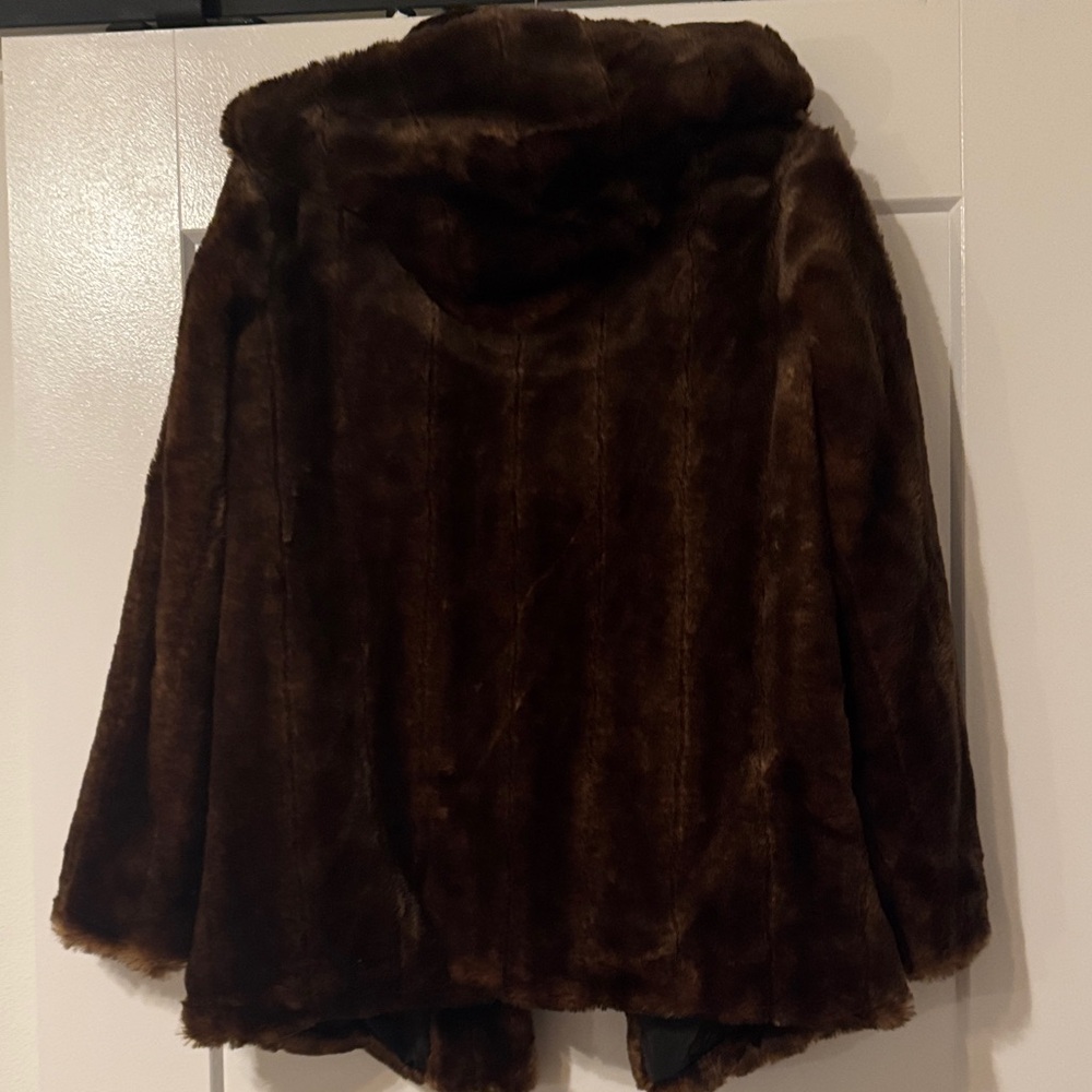 TRF Zara Luxurious Brown Faux Fur Coat - Picture 10 of 12